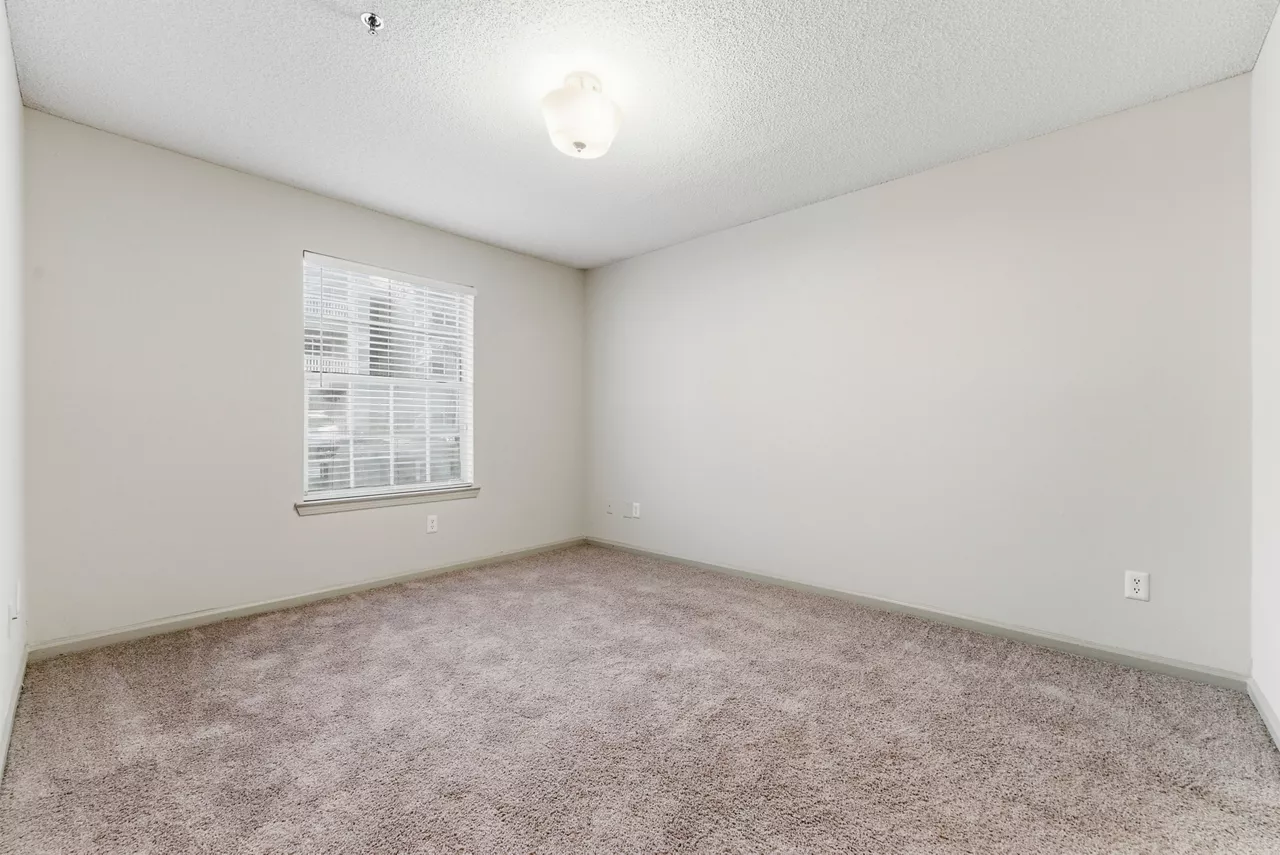 Buckhead and Vine - Atlanta, GA - Bedroom