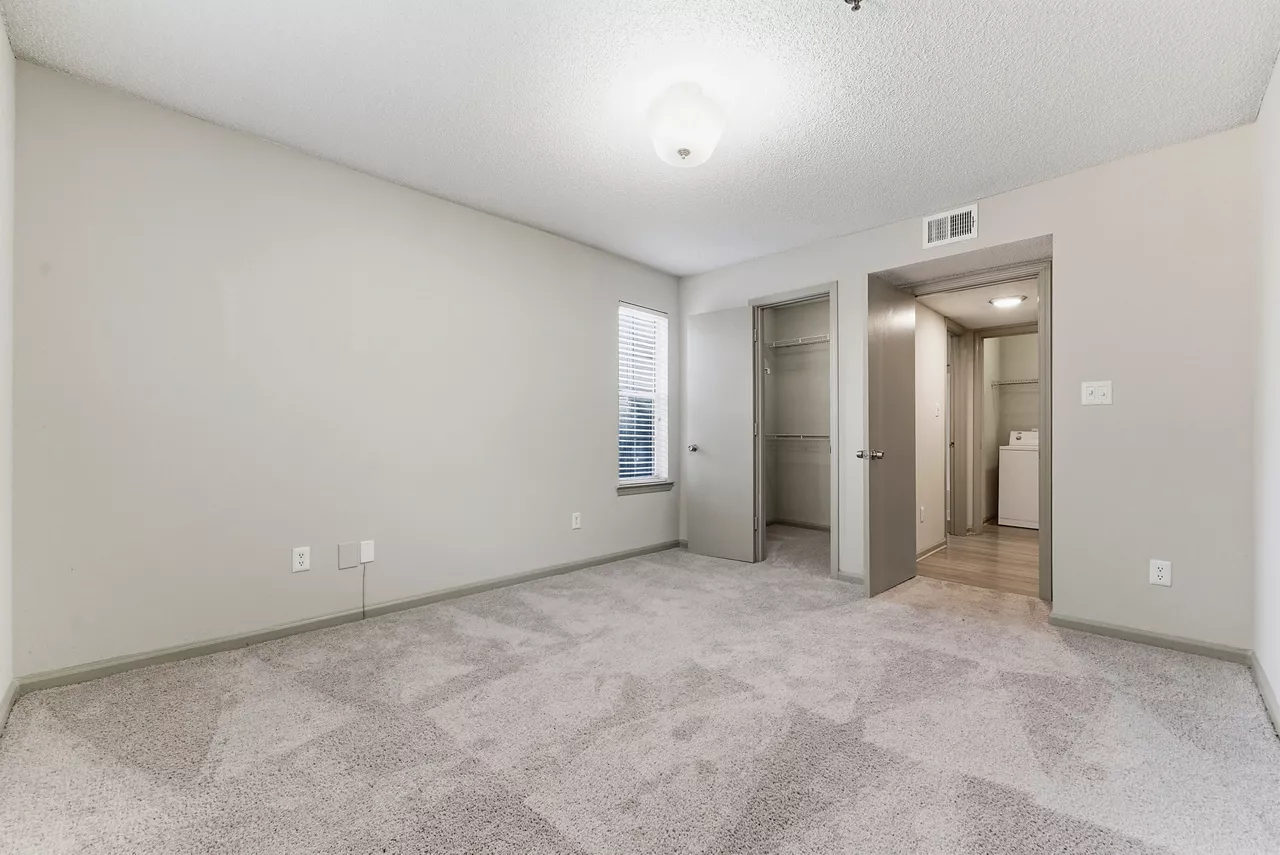 Buckhead and Vine - Atlanta, GA - bedroom
