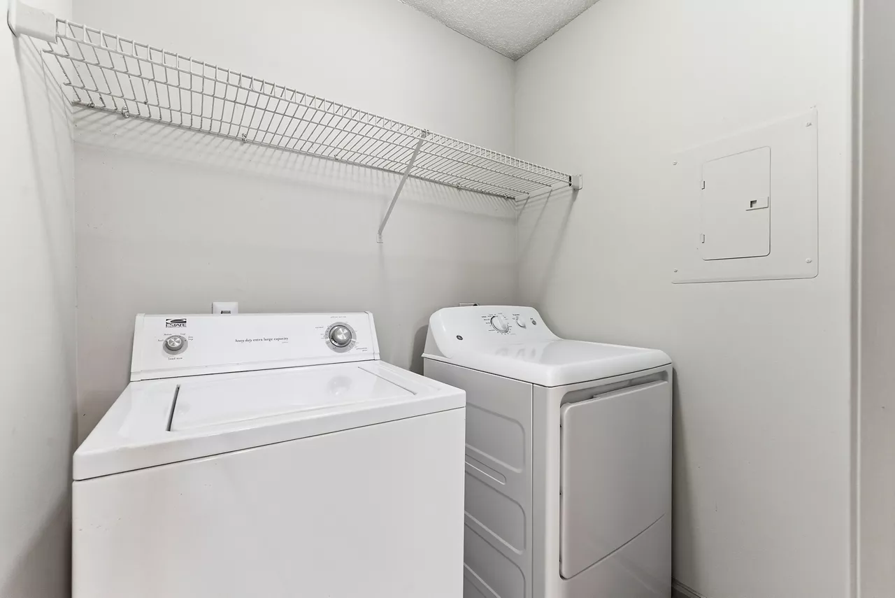 Buckhead and Vine - Atlanta, GA - laundry