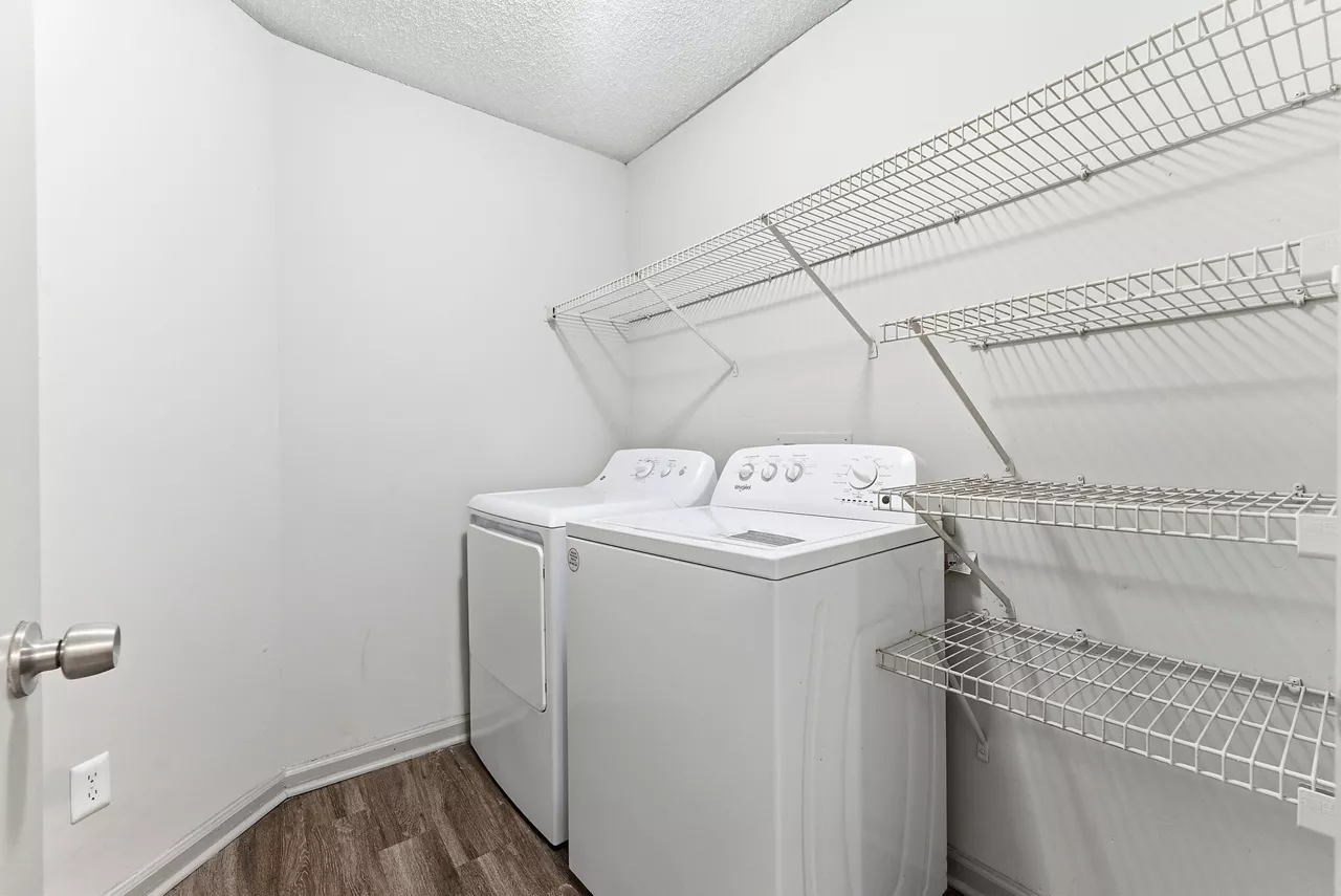 Buckhead and Vine - Atlanta, GA - laundry