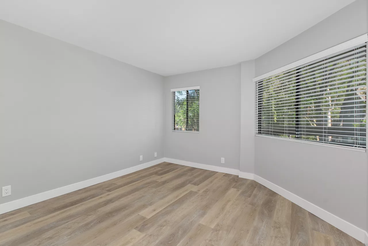 Creekside Alta Loma - Rancho Cucamonga, CA - Bedroom