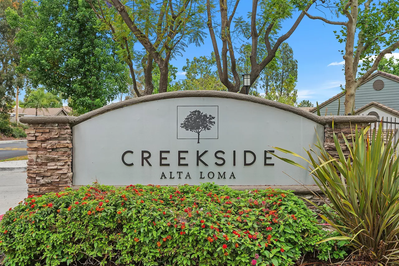 Creekside Alta Loma 4 of 4