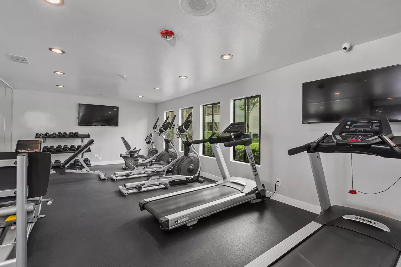 Creekside Alta Loma - Rancho Cucamonga, CA - Fitness Center