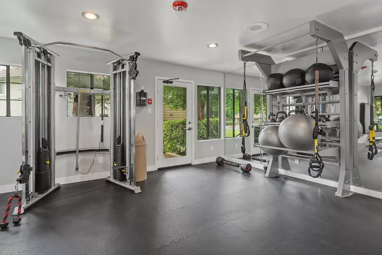 Creekside Alta Loma - Rancho Cucamonga, CA - Fitness Center