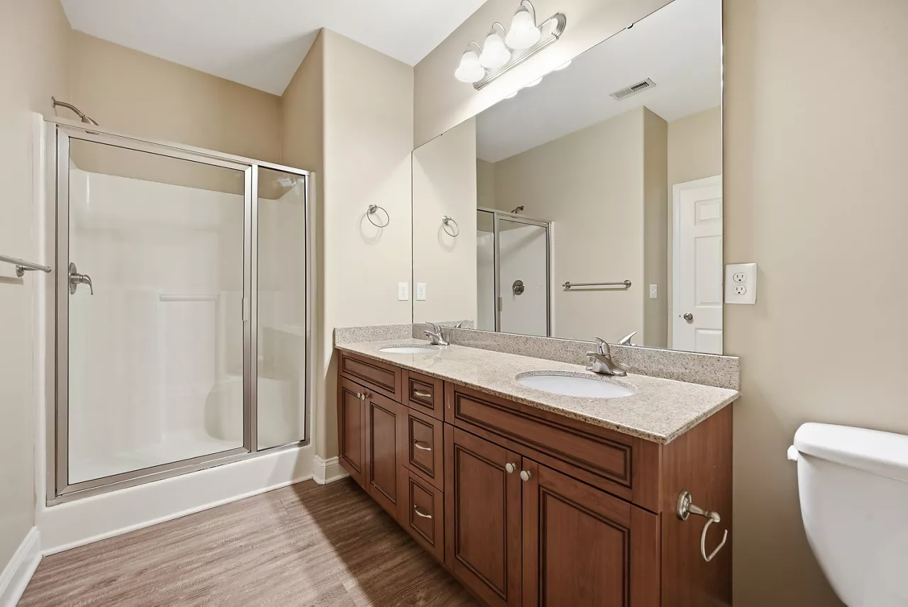 Crestview at Apex Apartments - Apex, NC - Bathroom