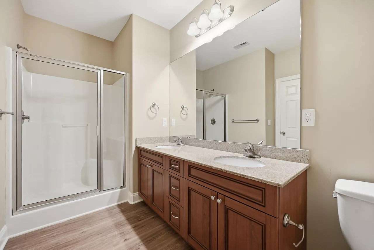 Crestview at Apex Apartments - Apex, NC - Bathroom