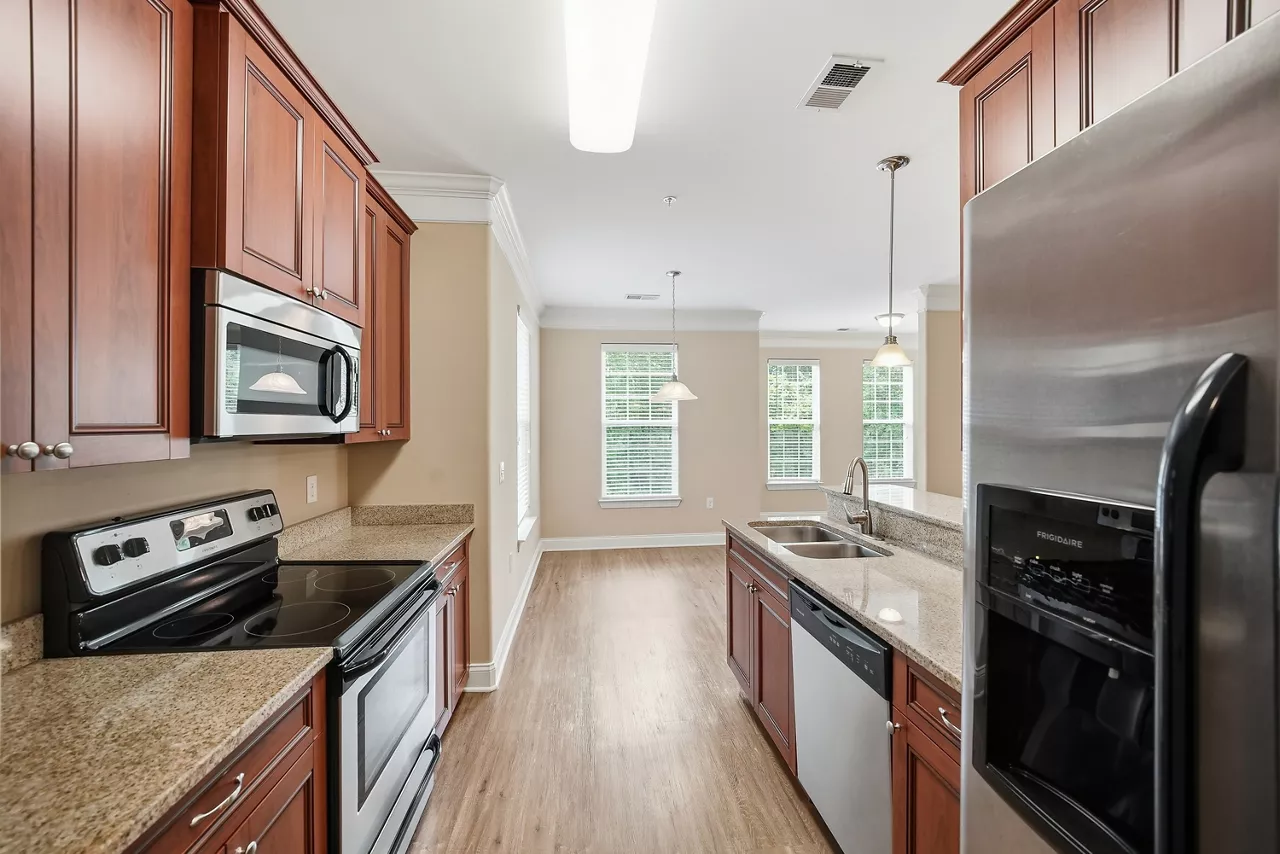 Crestview at Apex Apartments - Apex, NC - Kitchen