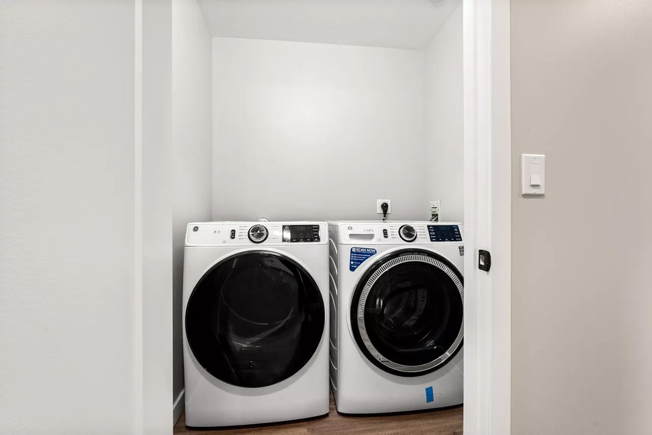 Elevate - Cambridge, MA - laundry