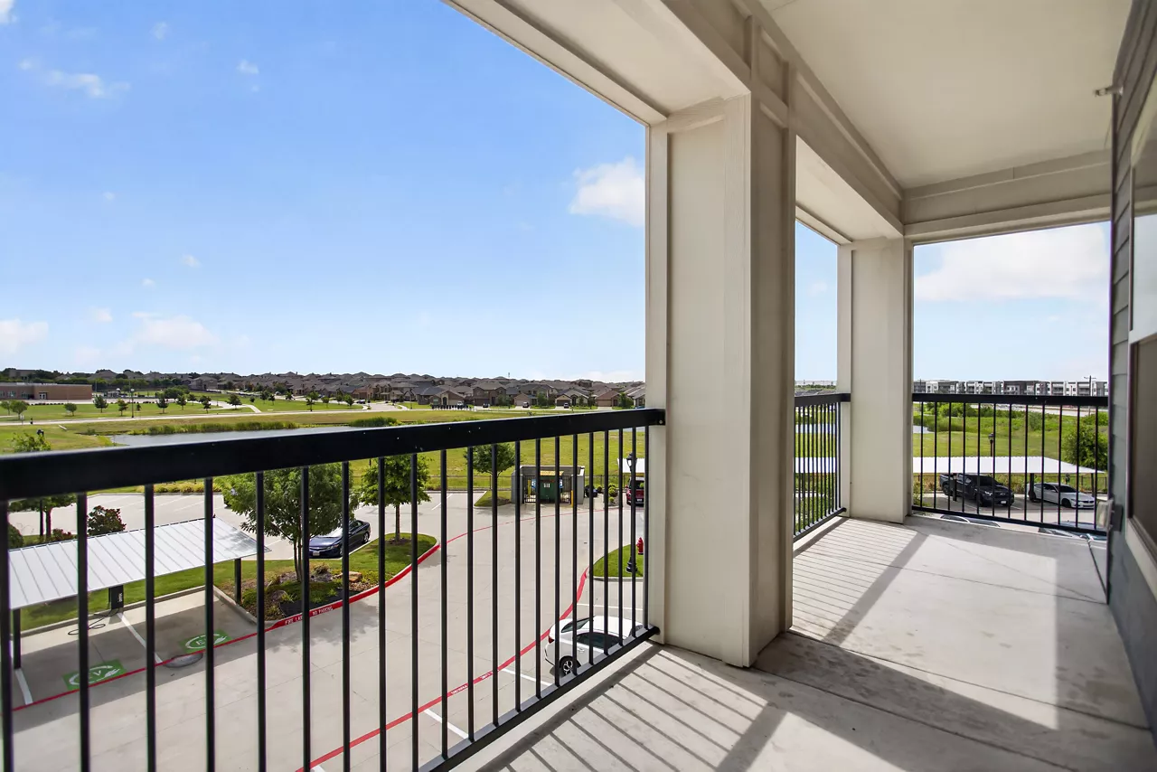 Forena Revelstoke - Fort Worth, TX - Balcony