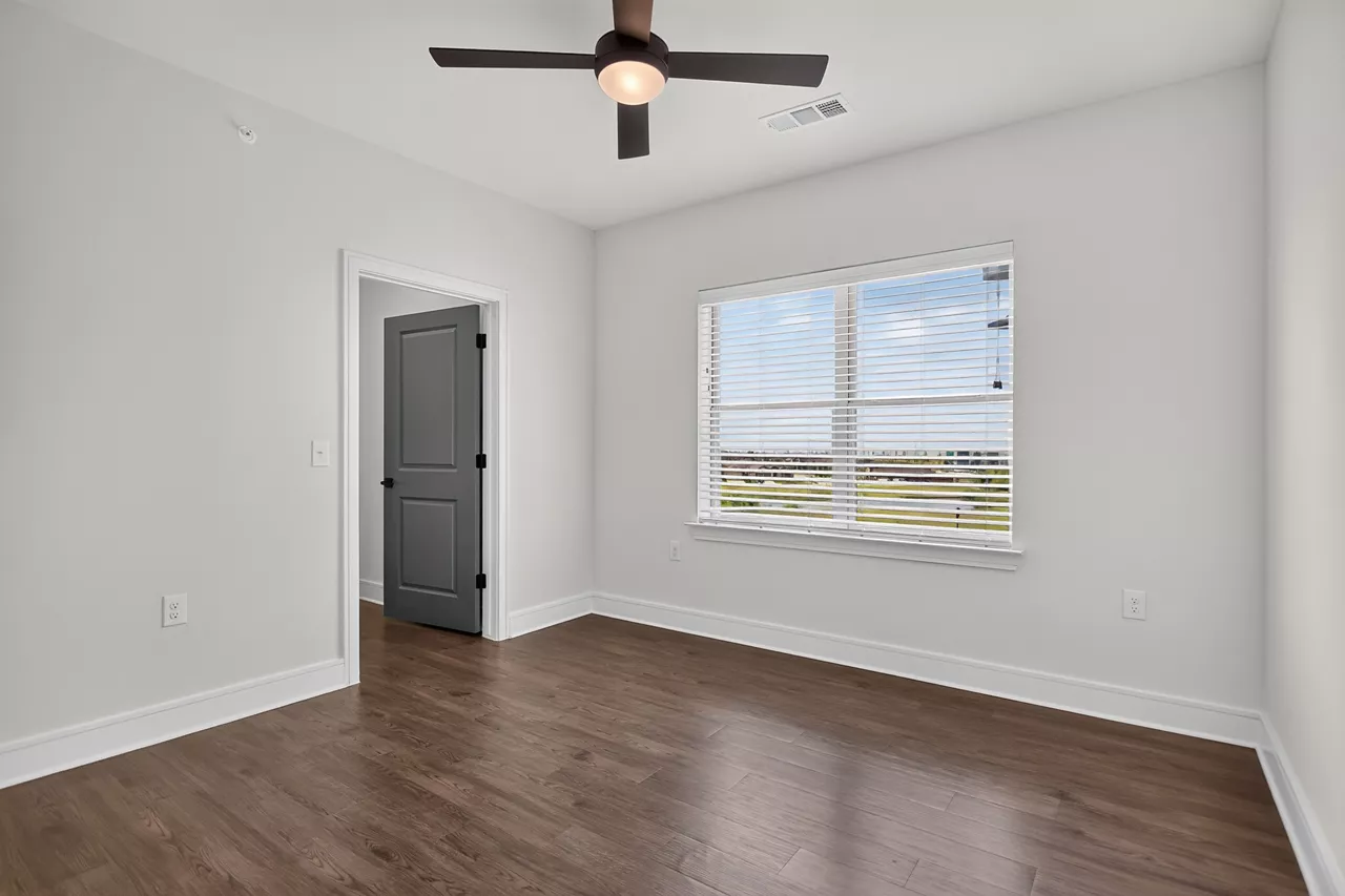 Forena Revelstoke - Fort Worth, TX - Bedroom