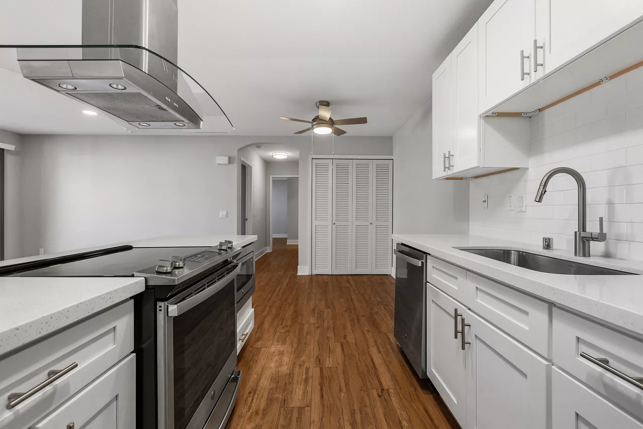 Hidden Cove - Escondido, CA - Kitchen