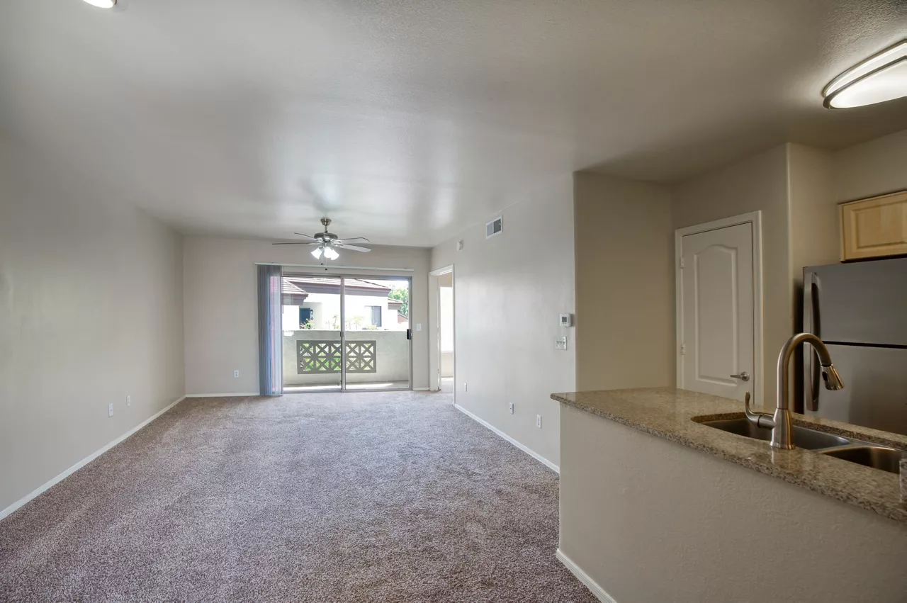 Indigo Creek - Glendale, AZ - Living Room