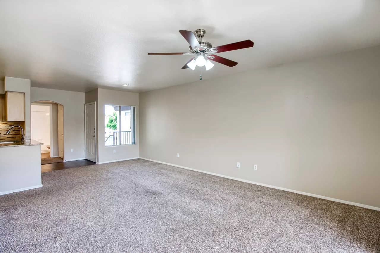 Indigo Creek - Glendale, AZ - Living Room