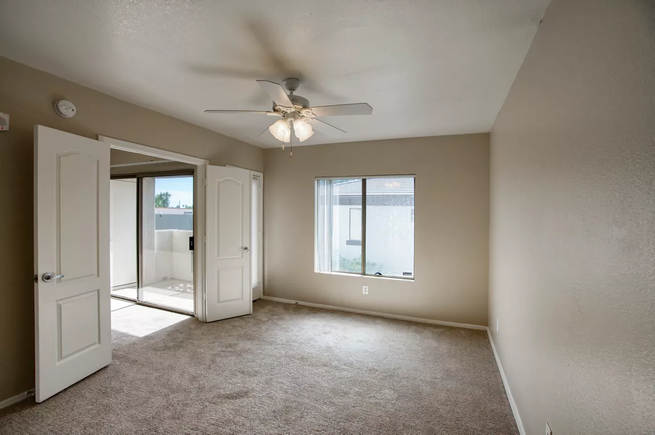 Indigo Creek - Glendale, AZ - bedroom