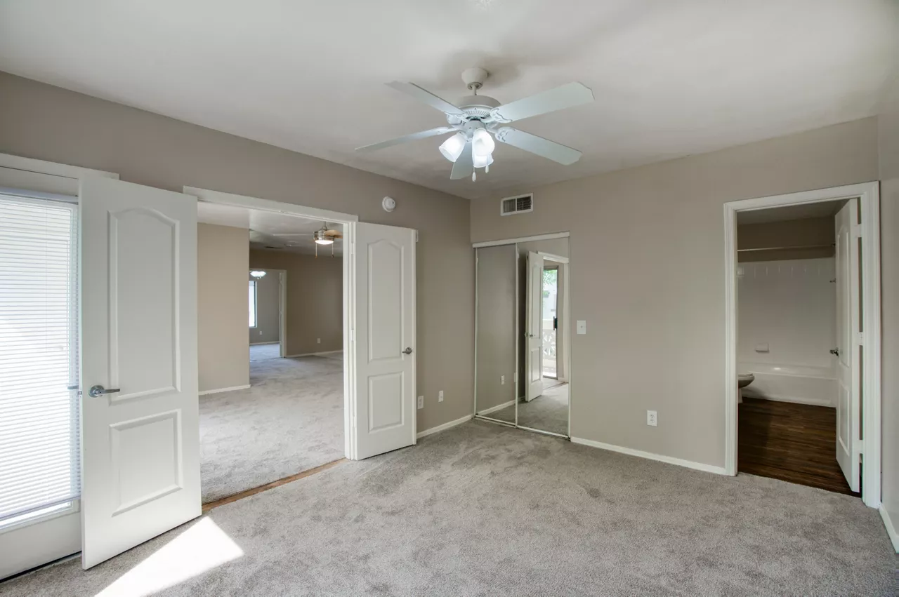 Indigo Creek - Glendale, AZ - bedroom