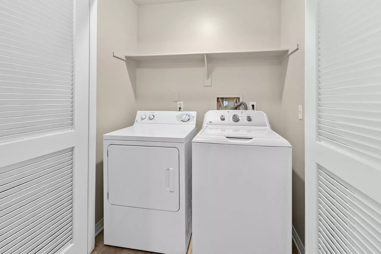 Lassalle Place – Moreno Valley, CA - laundry