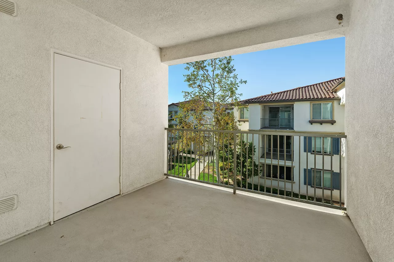 Lassalle Place – Moreno Valley, CA - balcony