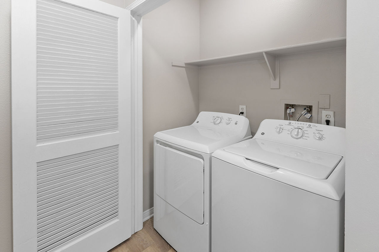 Lassalle Place – Moreno Valley, CA - laundry