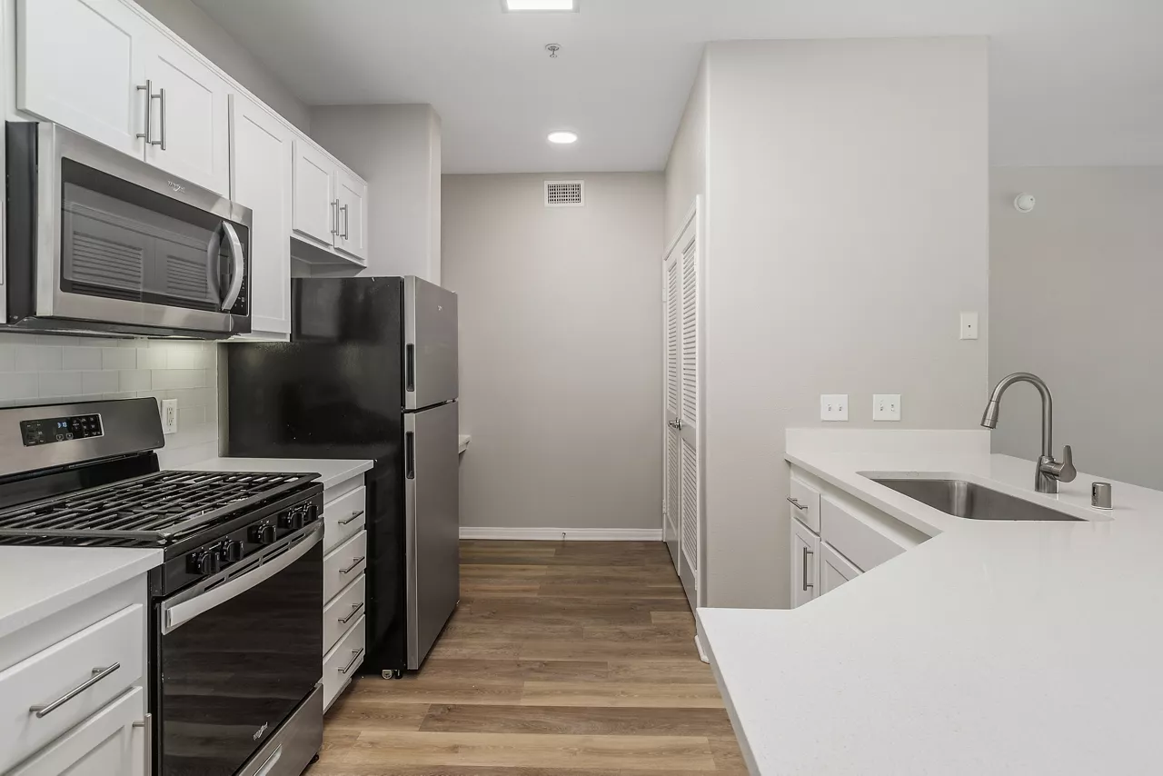Lassalle Place – Moreno Valley, CA - Kitchen