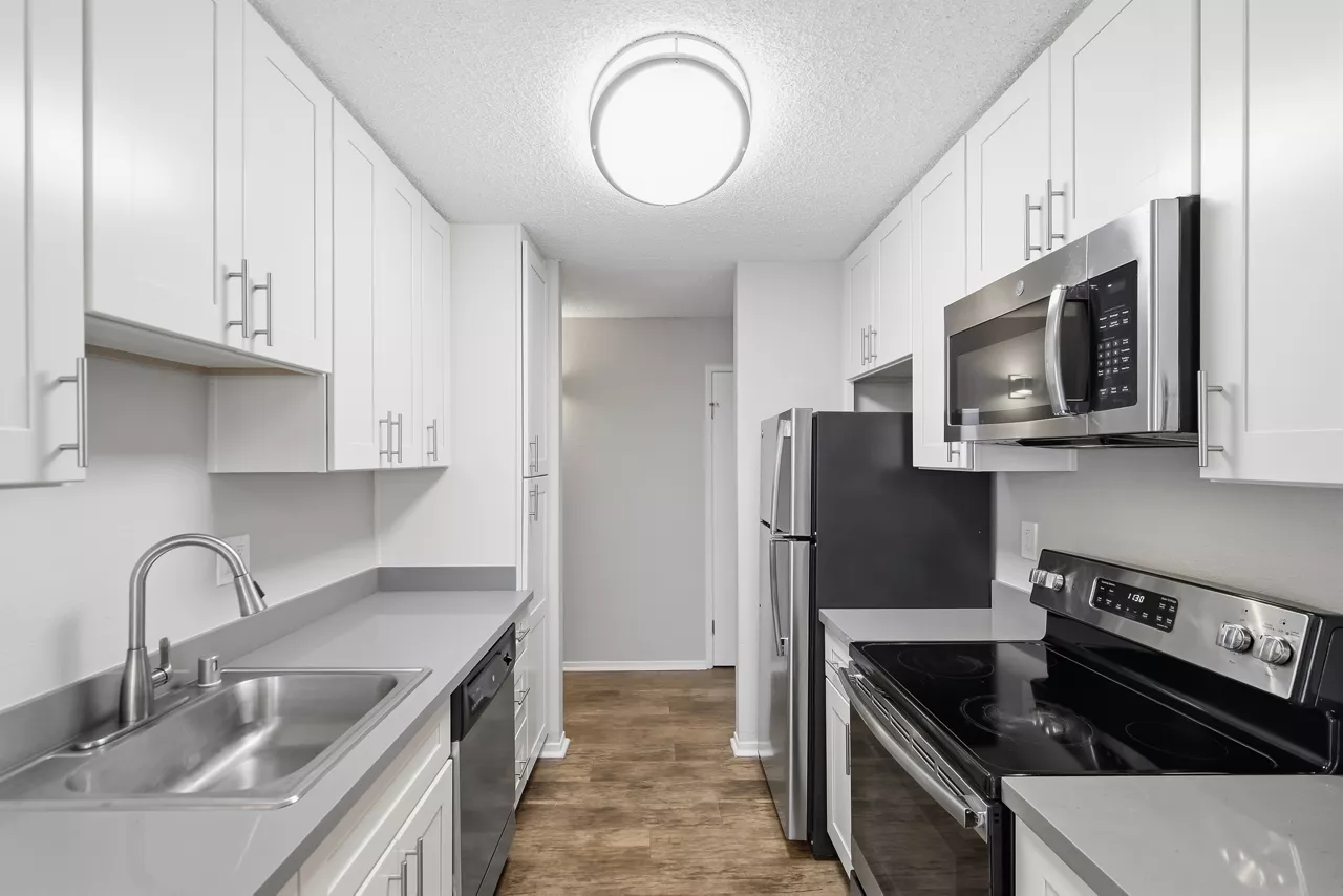 Laurel Crossing - San Mateo, CA - Kitchen