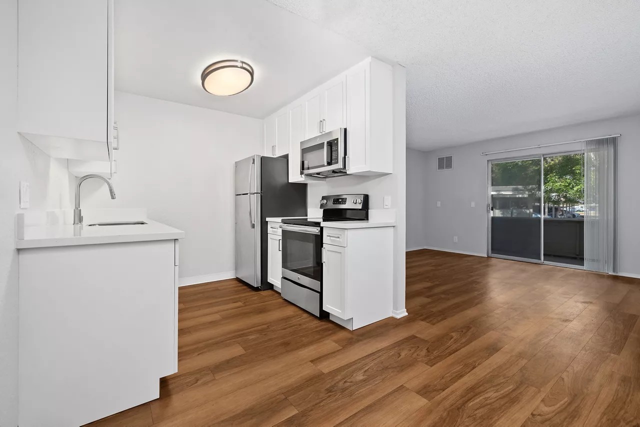 Mariners Cove - San Diego, CA - Kitchen