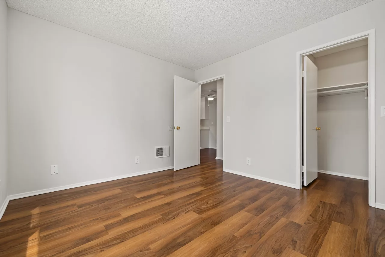 Mariners Cove - San Diego, CA - bedroom