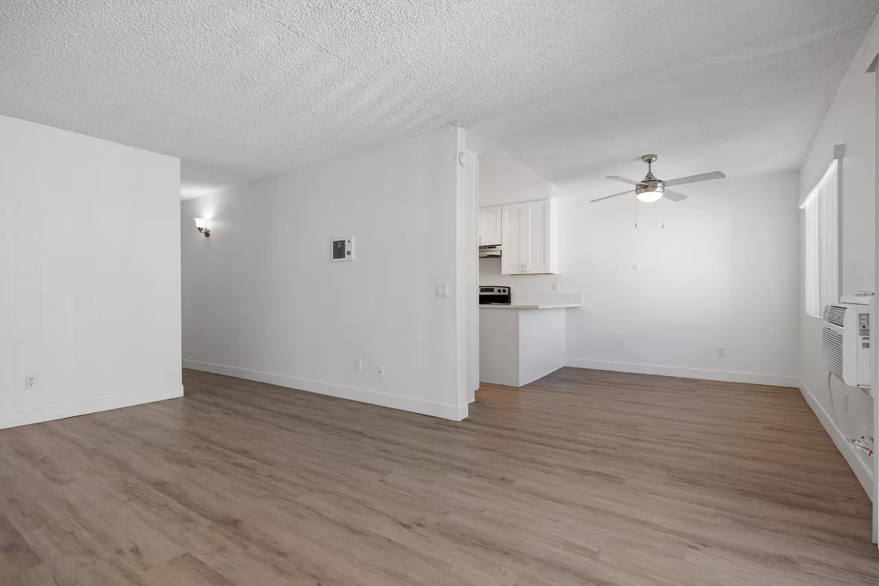 Park Apartments - Escondido, CA - living area