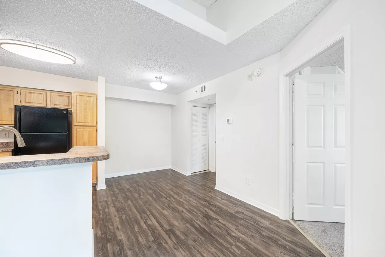Pine Lakes Preserve - St. Lucie, FL - Dining Room