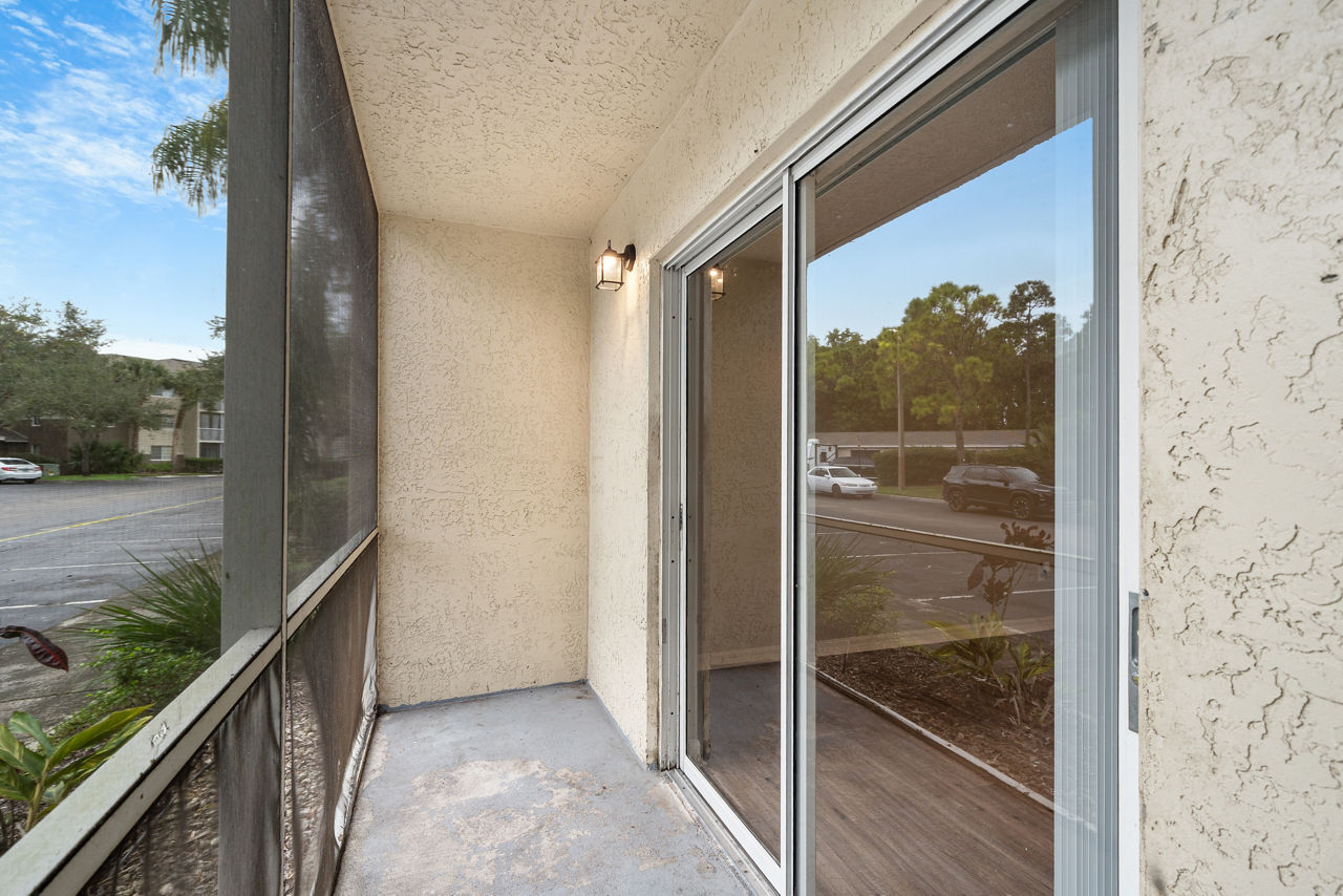 Pine Lakes Preserve - St. Lucie, FL - balcony