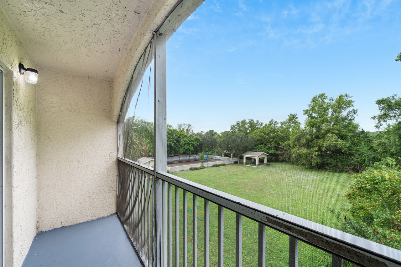 Pine Lakes Preserve - St. Lucie, FL - Balcony