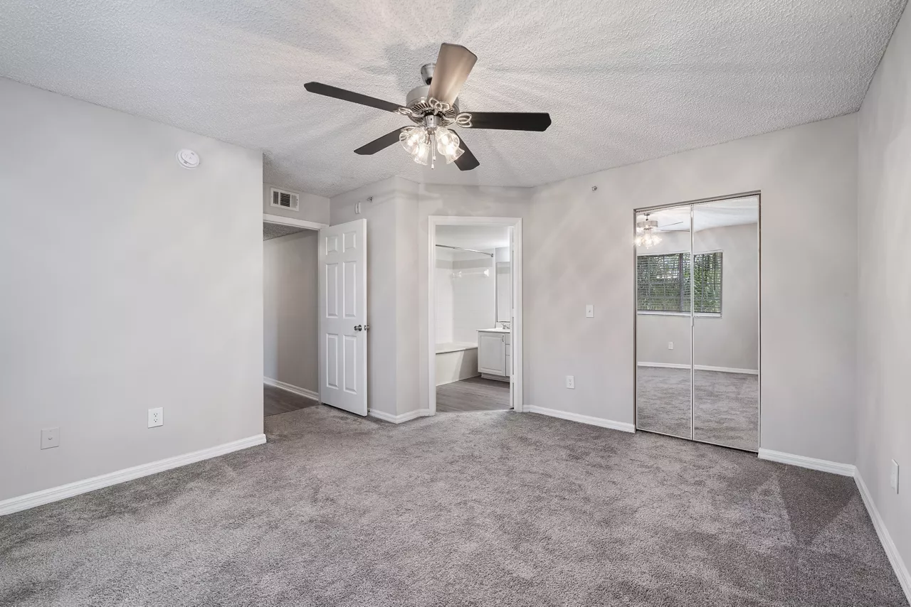 Pine Lakes Preserve - St. Lucie, FL - Bedroom
