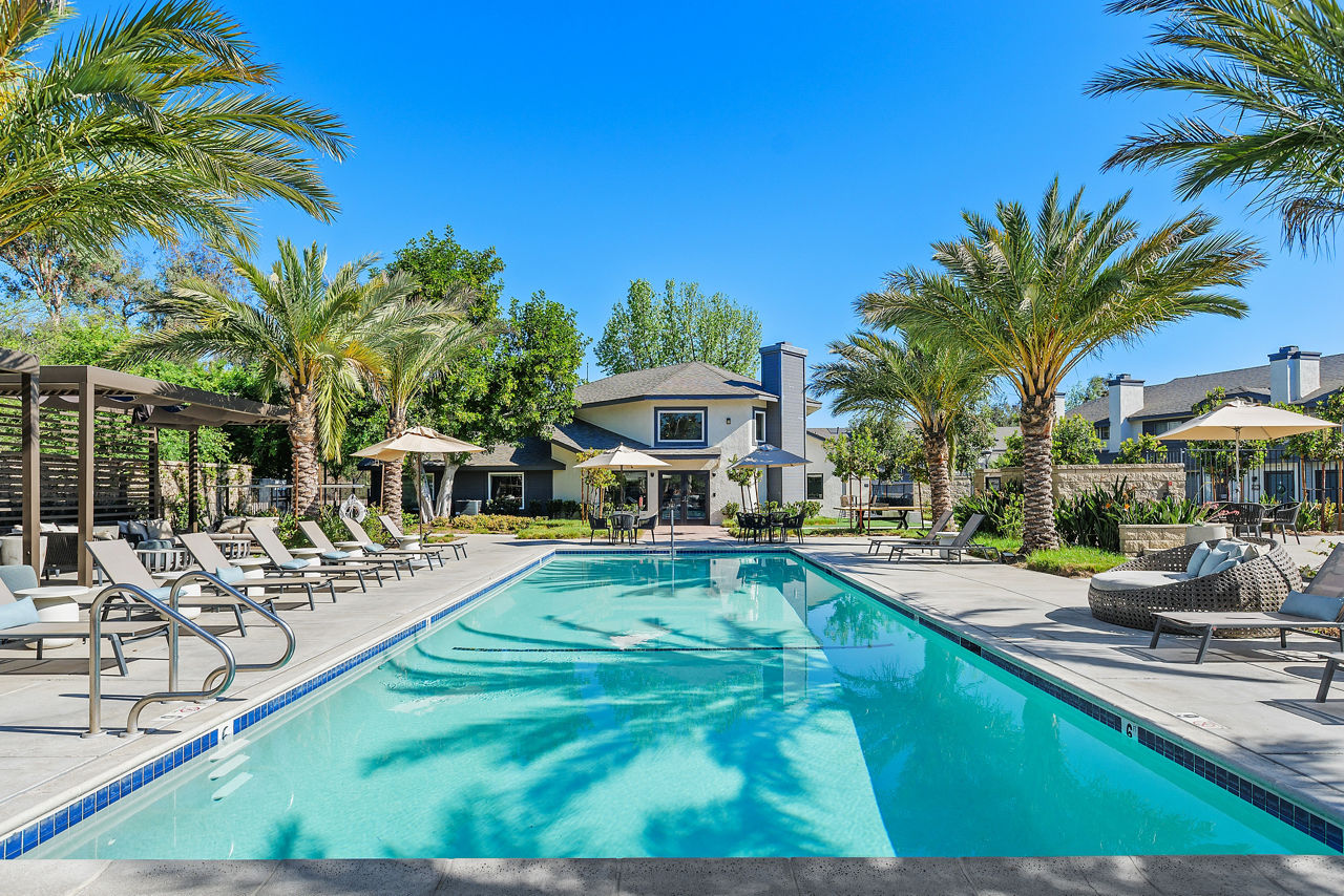 Promenade Terrace - Corona, CA - Pool