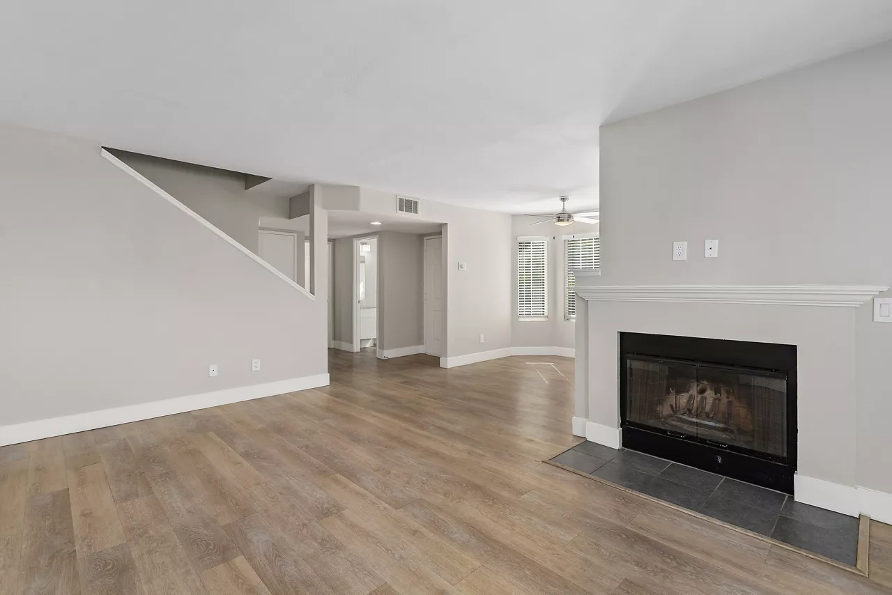 Promenade Terrace - Corona, CA - living room