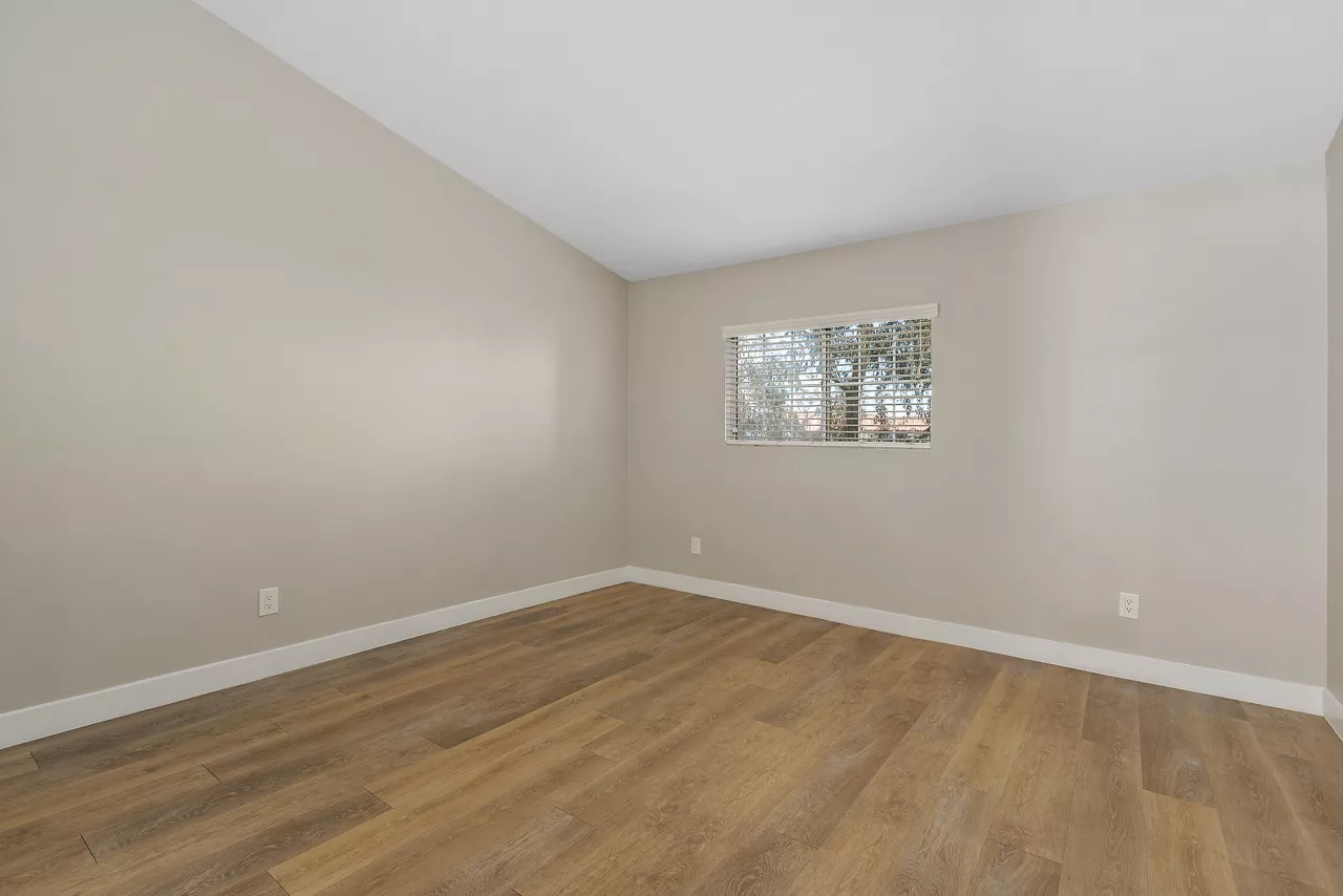 Promenade Terrace - Corona, CA - bedroom