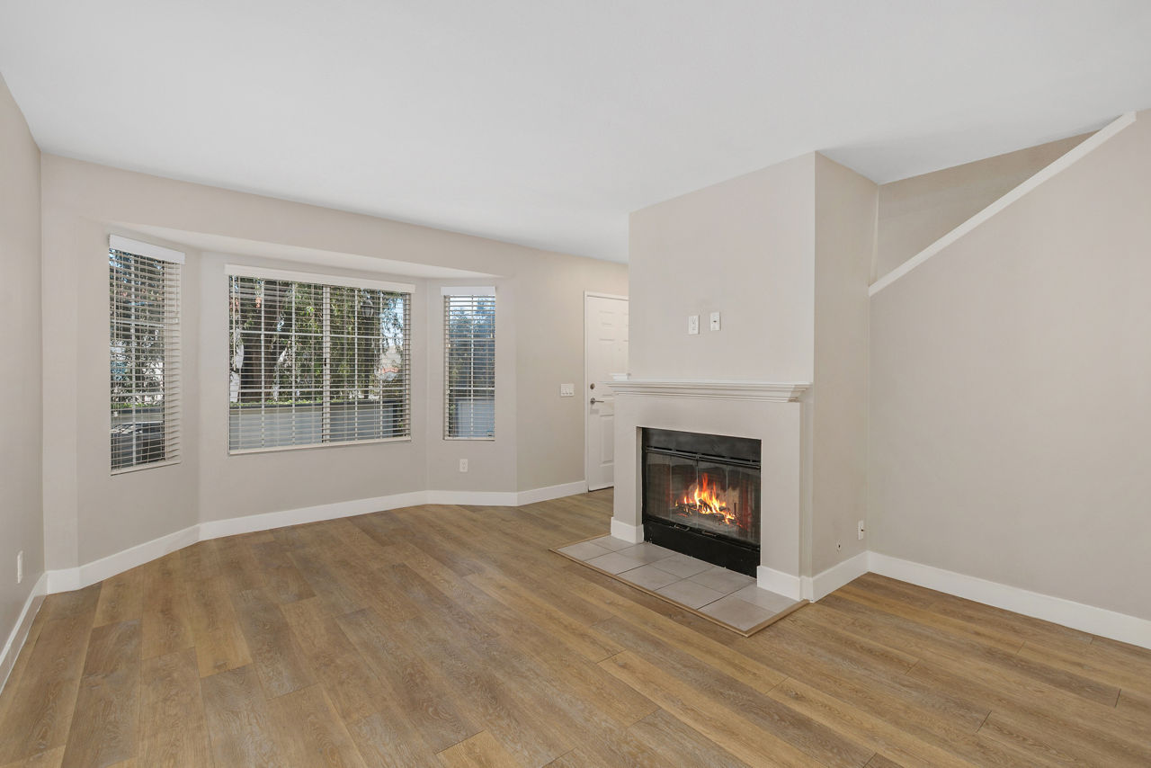 Promenade Terrace - Corona, CA - Living Room