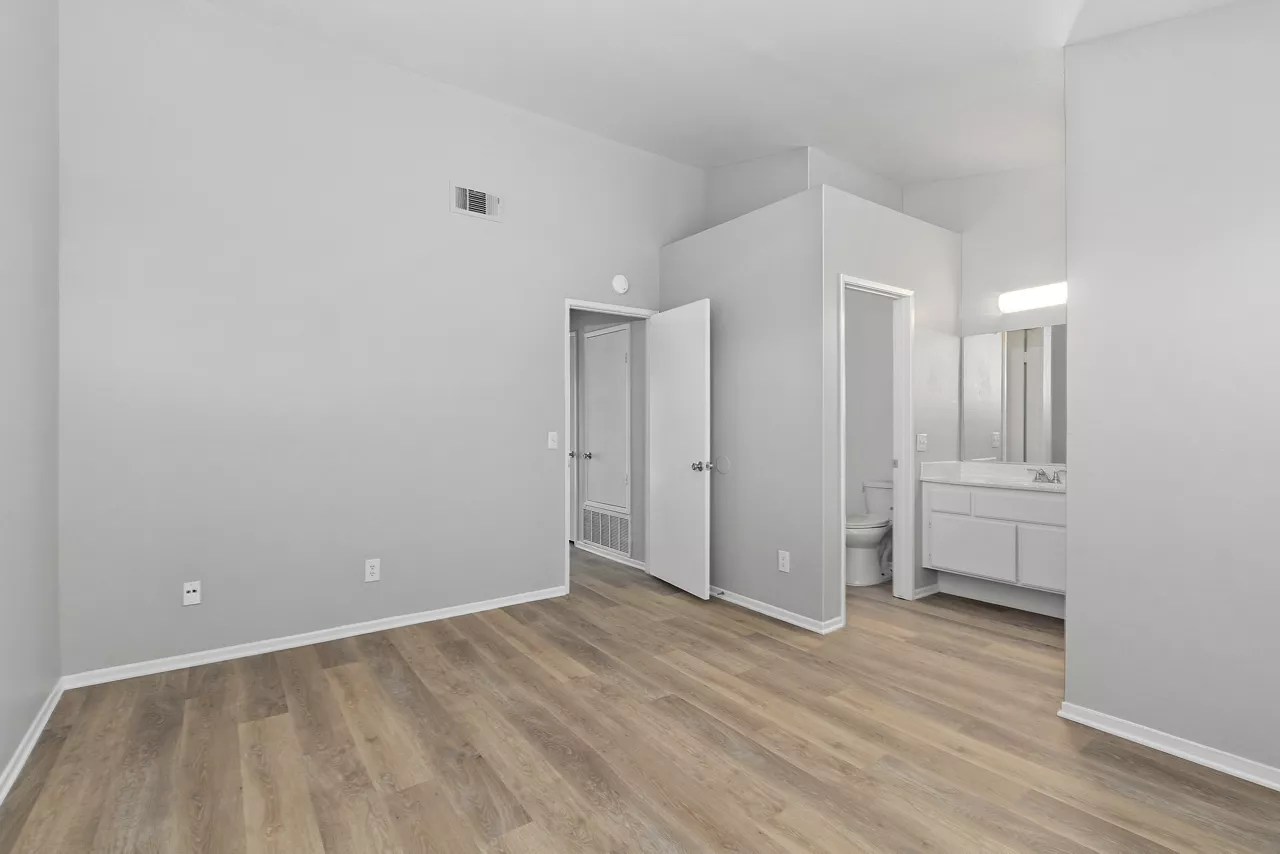 Promenade Terrace - Corona, CA - Bedroom
