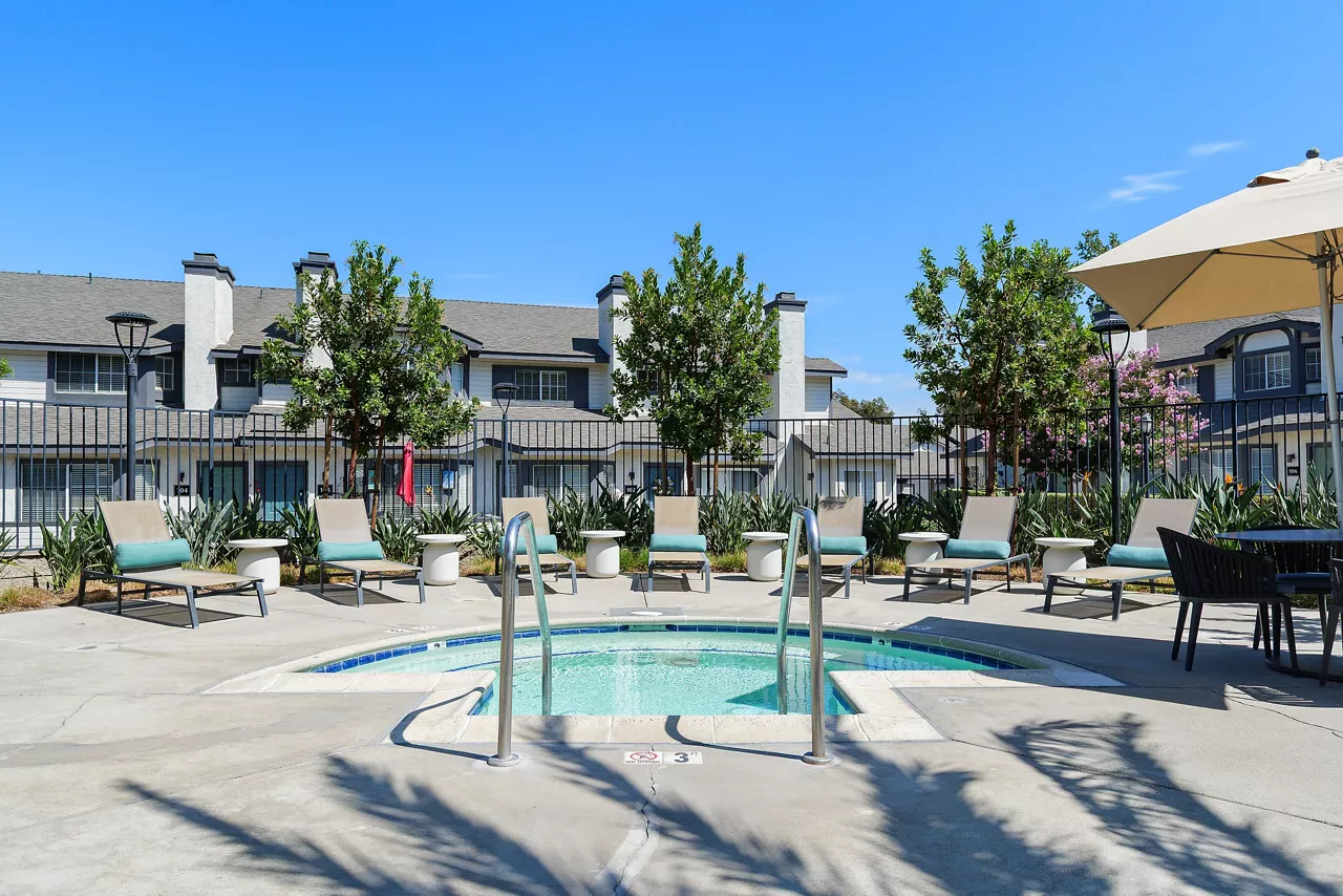 Promenade Terrace - Corona, CA - Spa