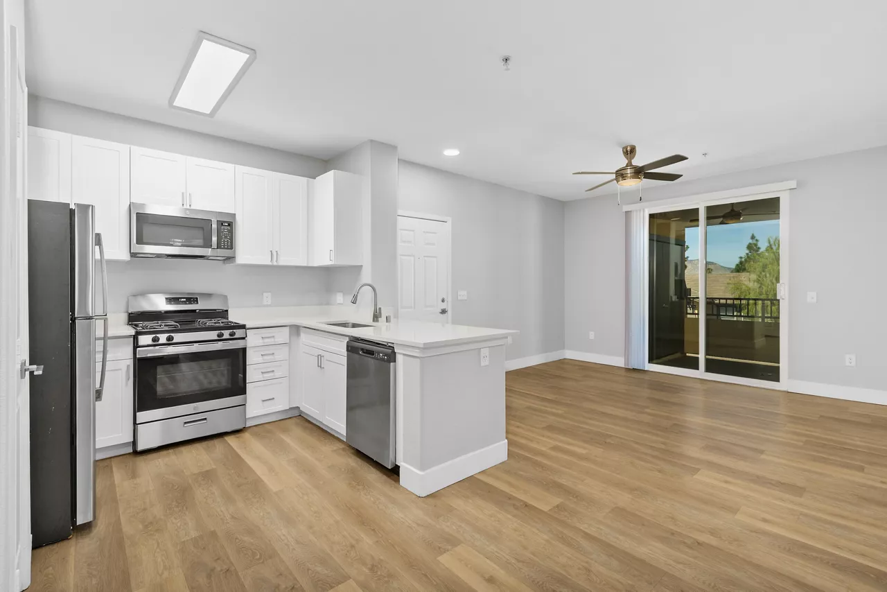 Ridgeview - Moreno Valley, CA - dining room