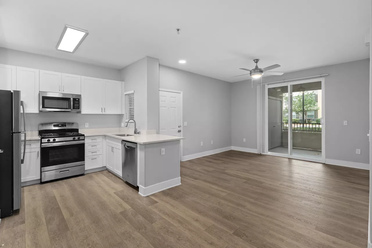 Ridgeview - Moreno Valley, CA - Living Room