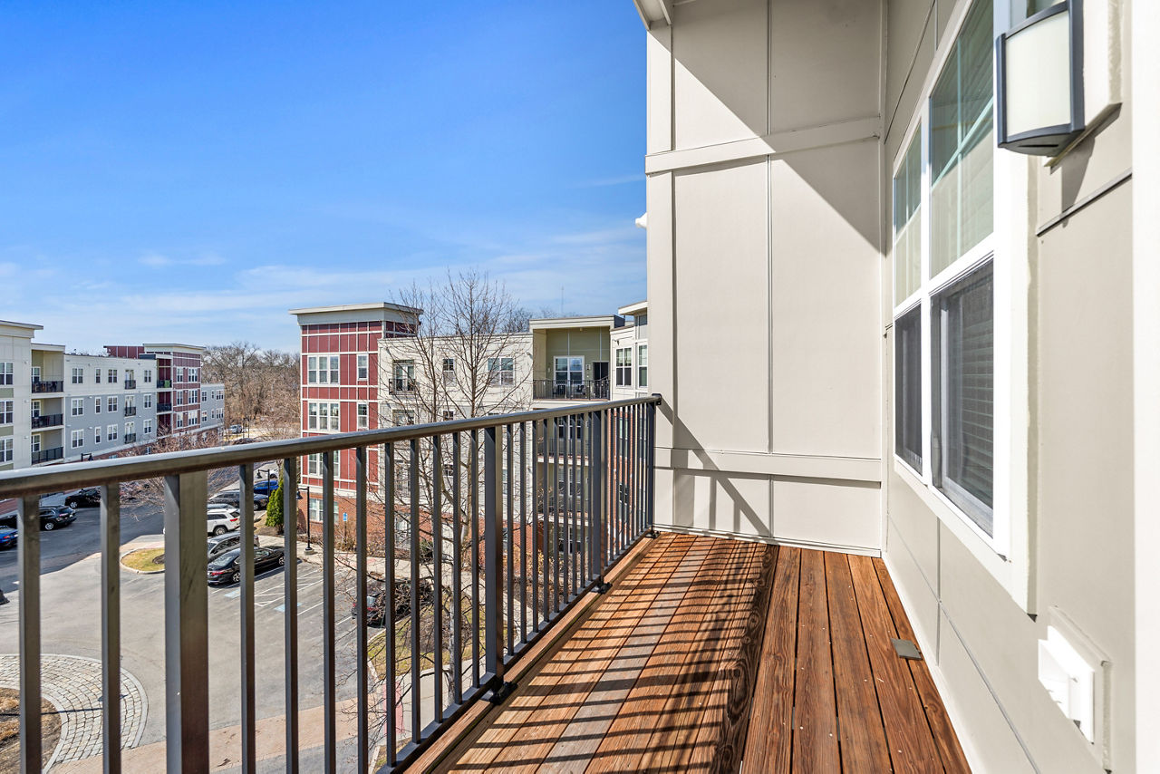 River Birch - Watertown, MA - balcony