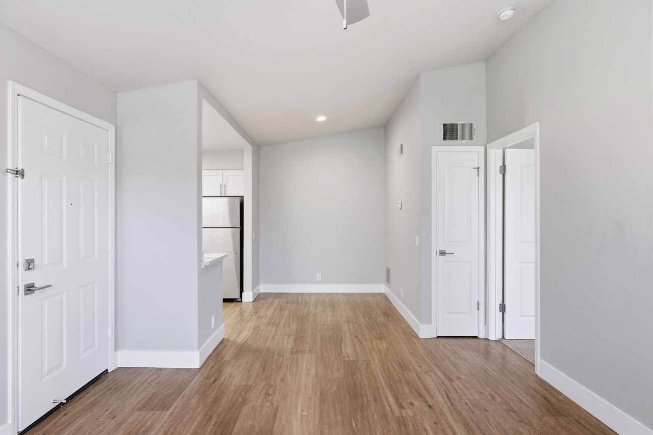 Slate Creek - Roseville, CA - dining room