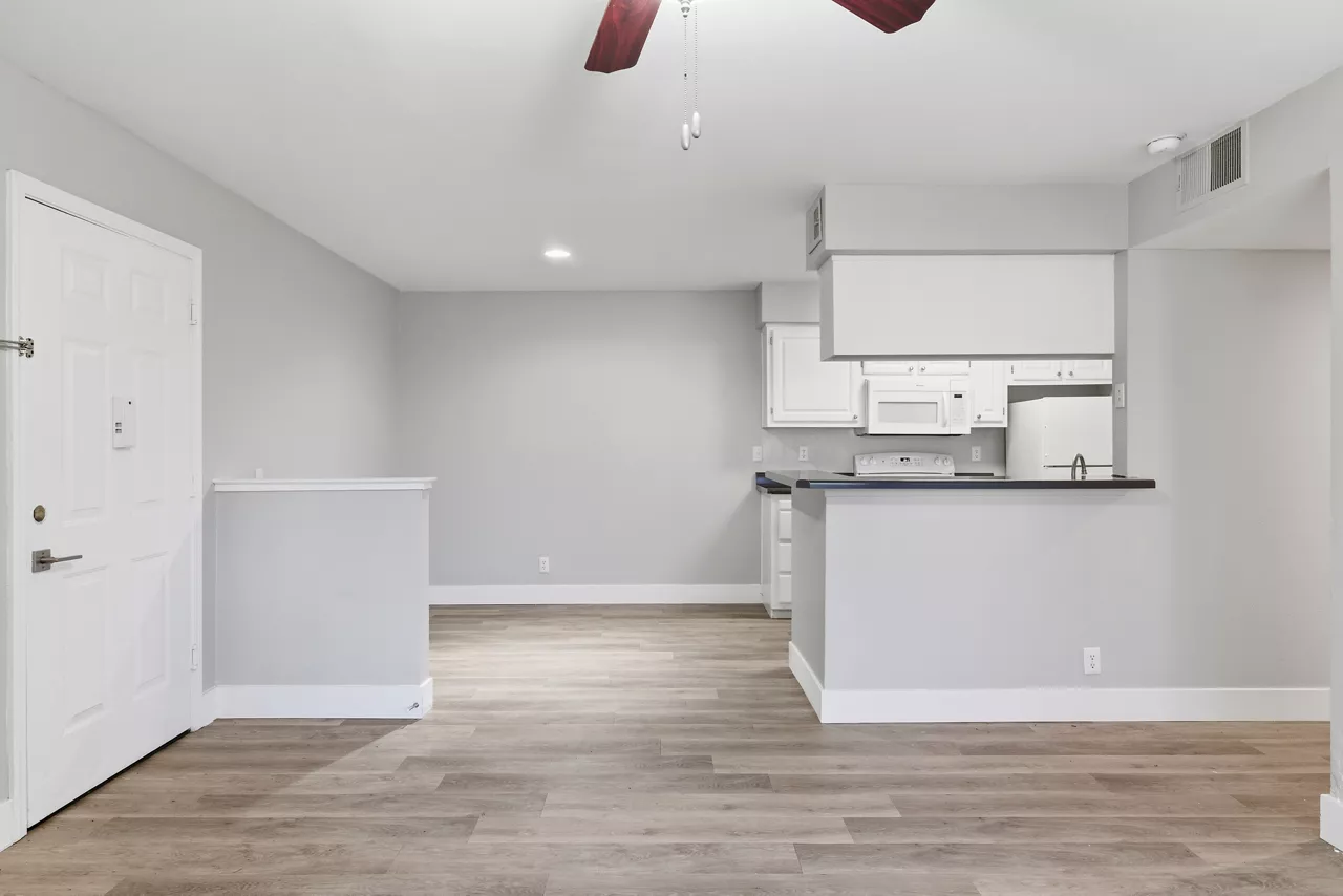 Slate Creek - Roseville, CA - dining room