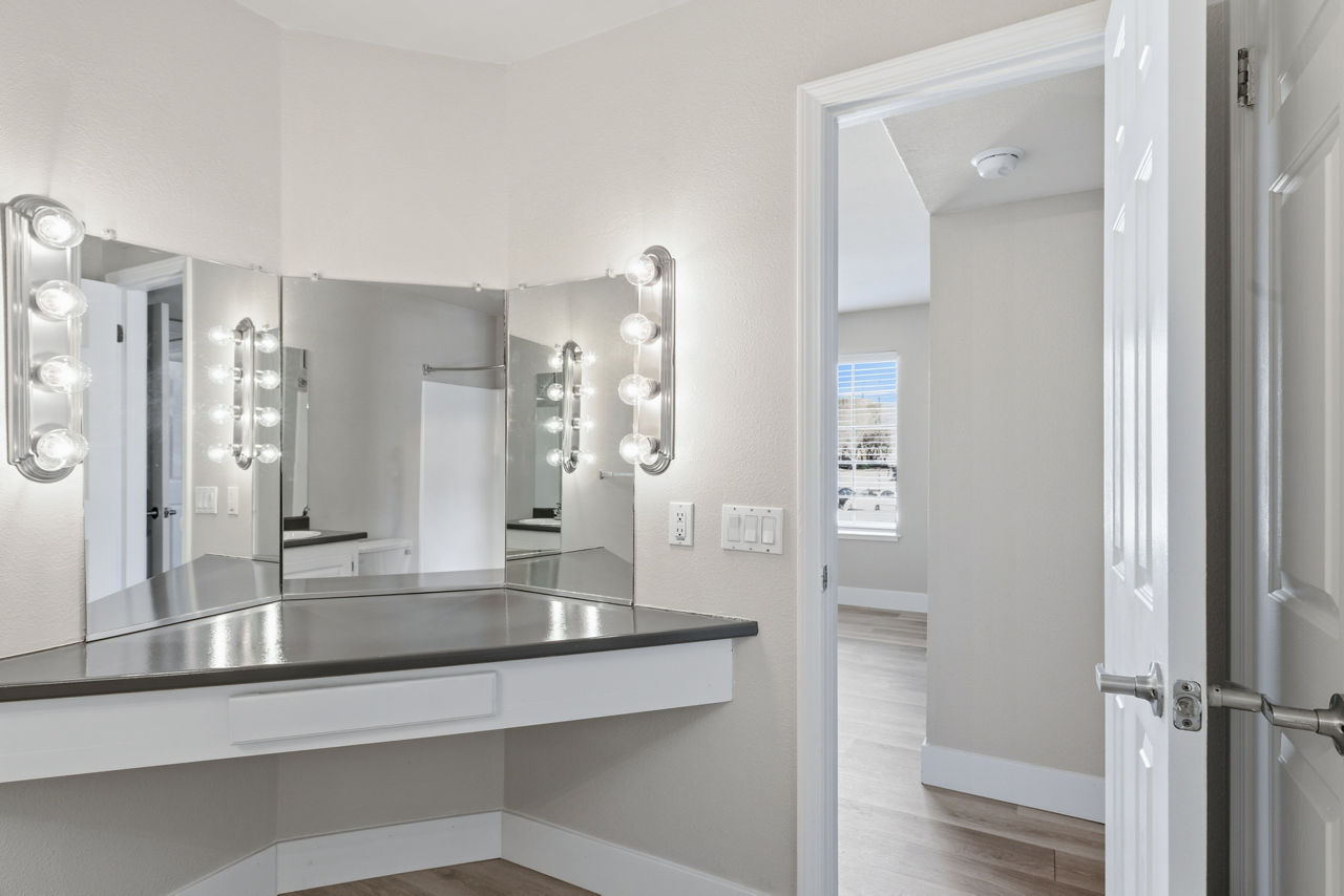 Slate Creek - Roseville, CA - bathroom