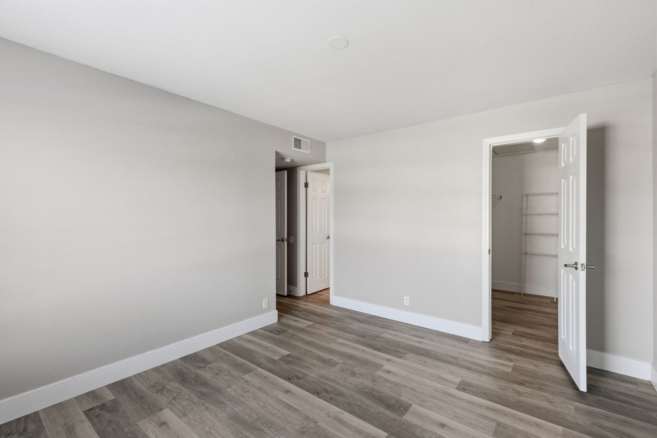 Slate Creek - Roseville, CA - bedroom