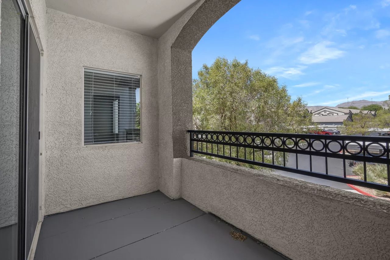 Solitude at Centennial - Las Vegas, NV - Balcony