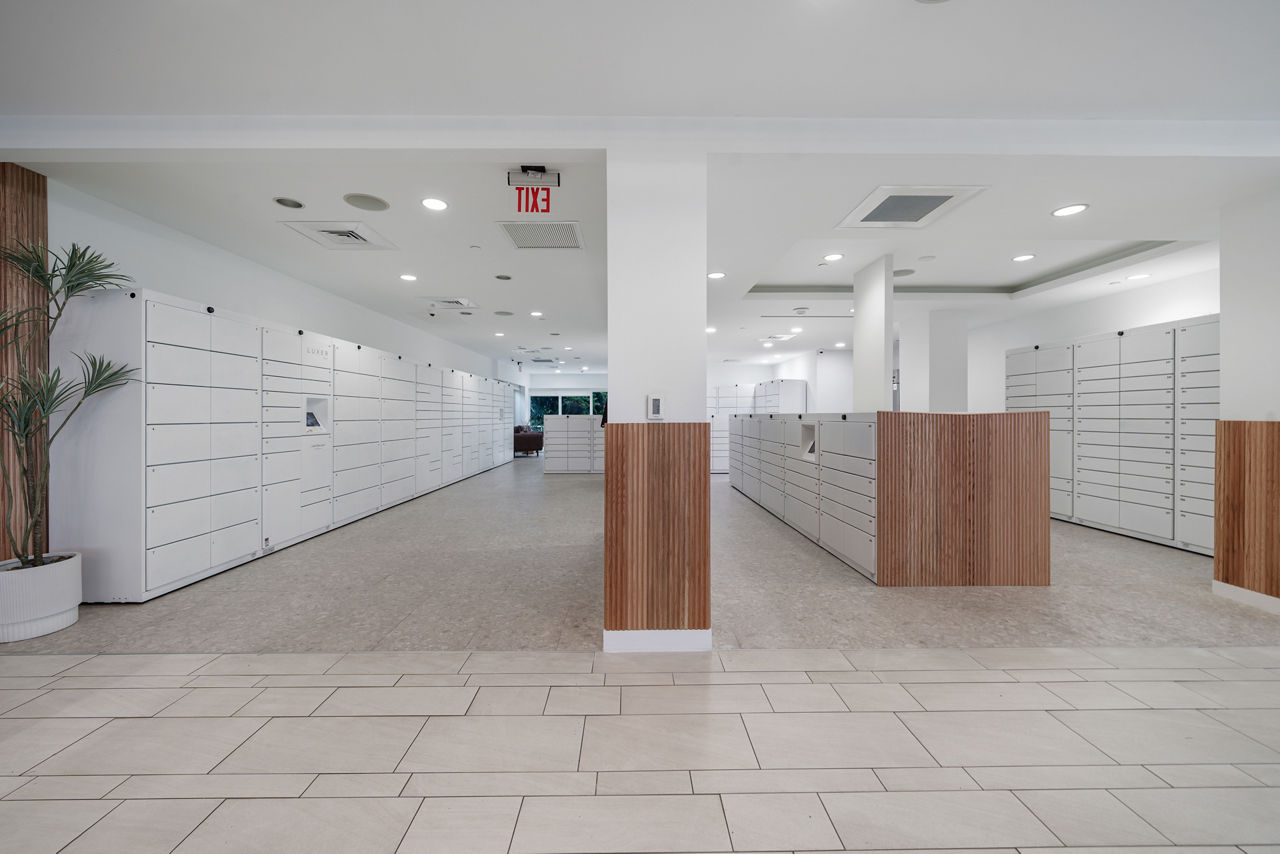 Southgate Towers - Miami, FL - package lockers