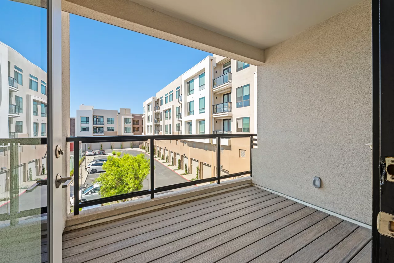 The Avalyn - Chula Vista, CA - Balcony