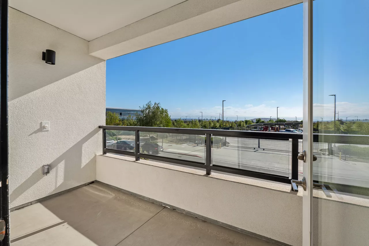 The Avalyn - Chula Vista, CA - balcony