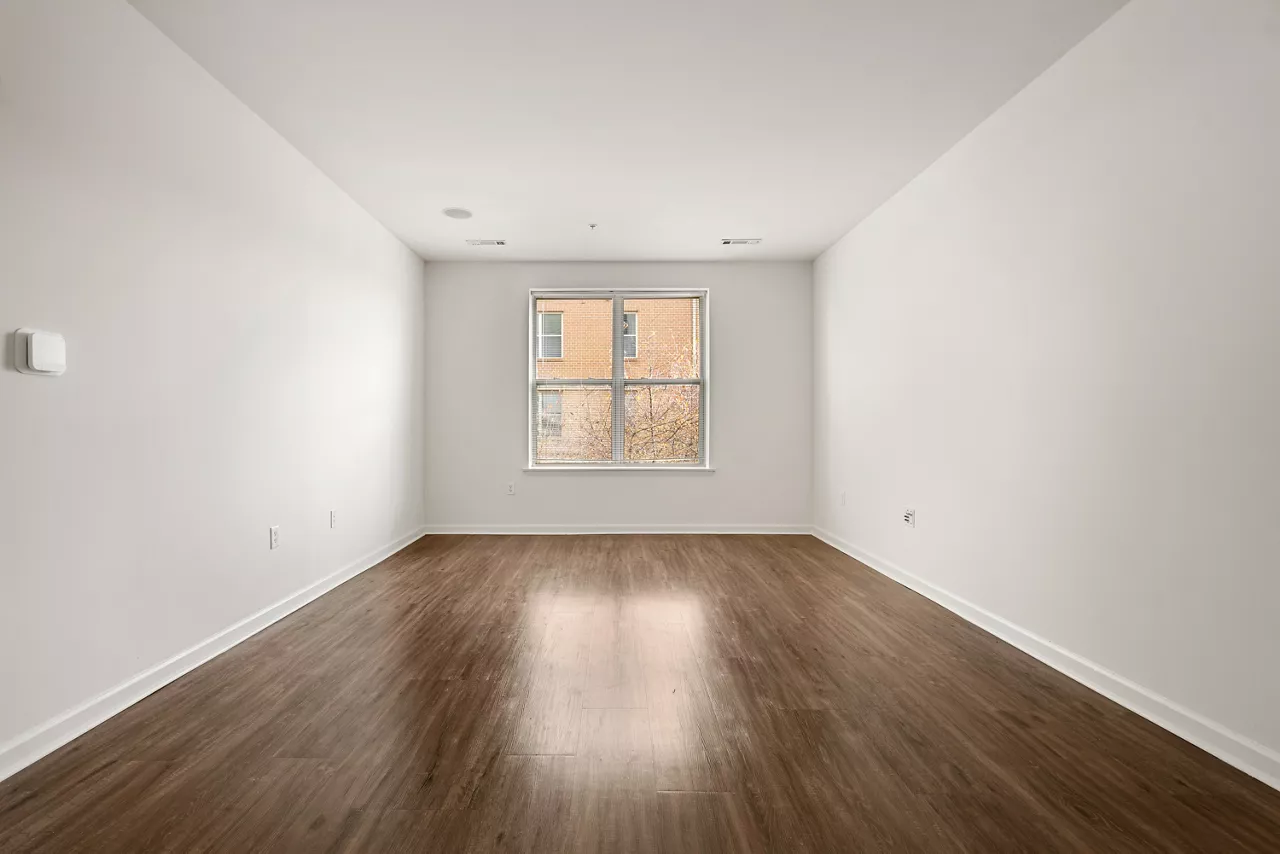The Chase at Overlook Ridge - Revere, MA – Living Room
