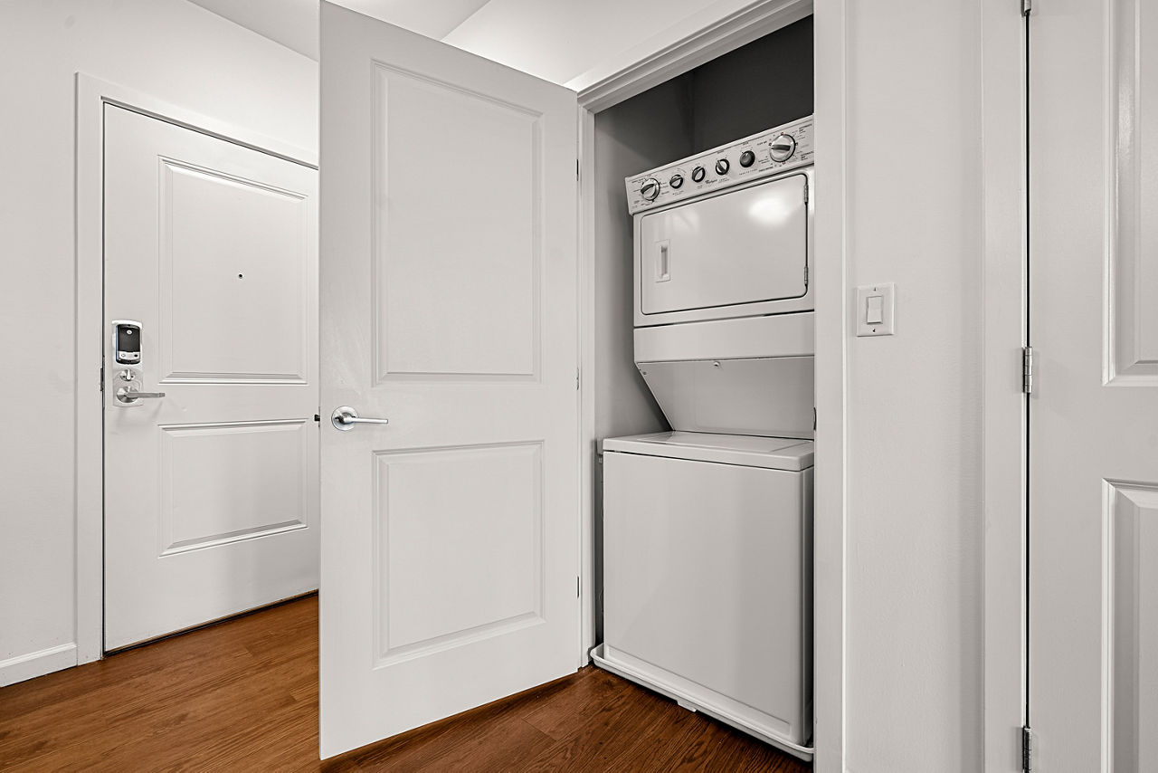 The Chase at Overlook Ridge - Revere, MA – Laundry